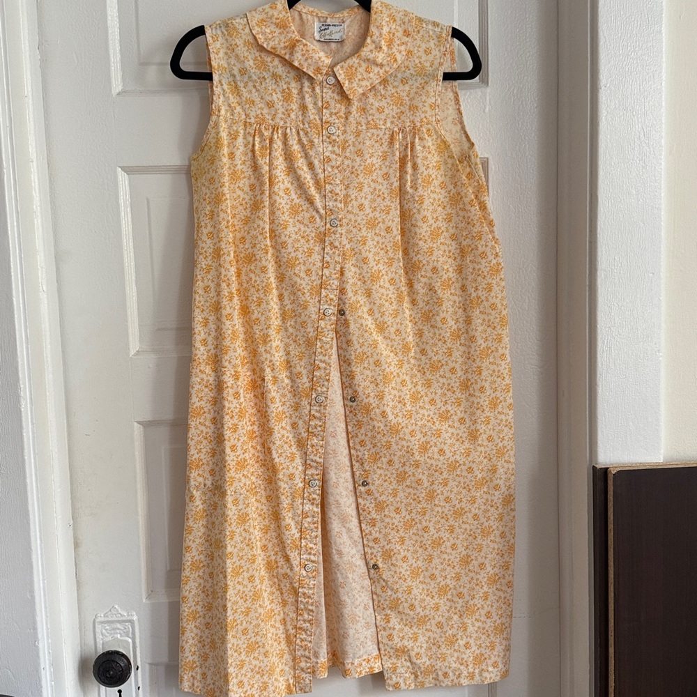 Vintage Yellow Floral Button-Up Collared Dress